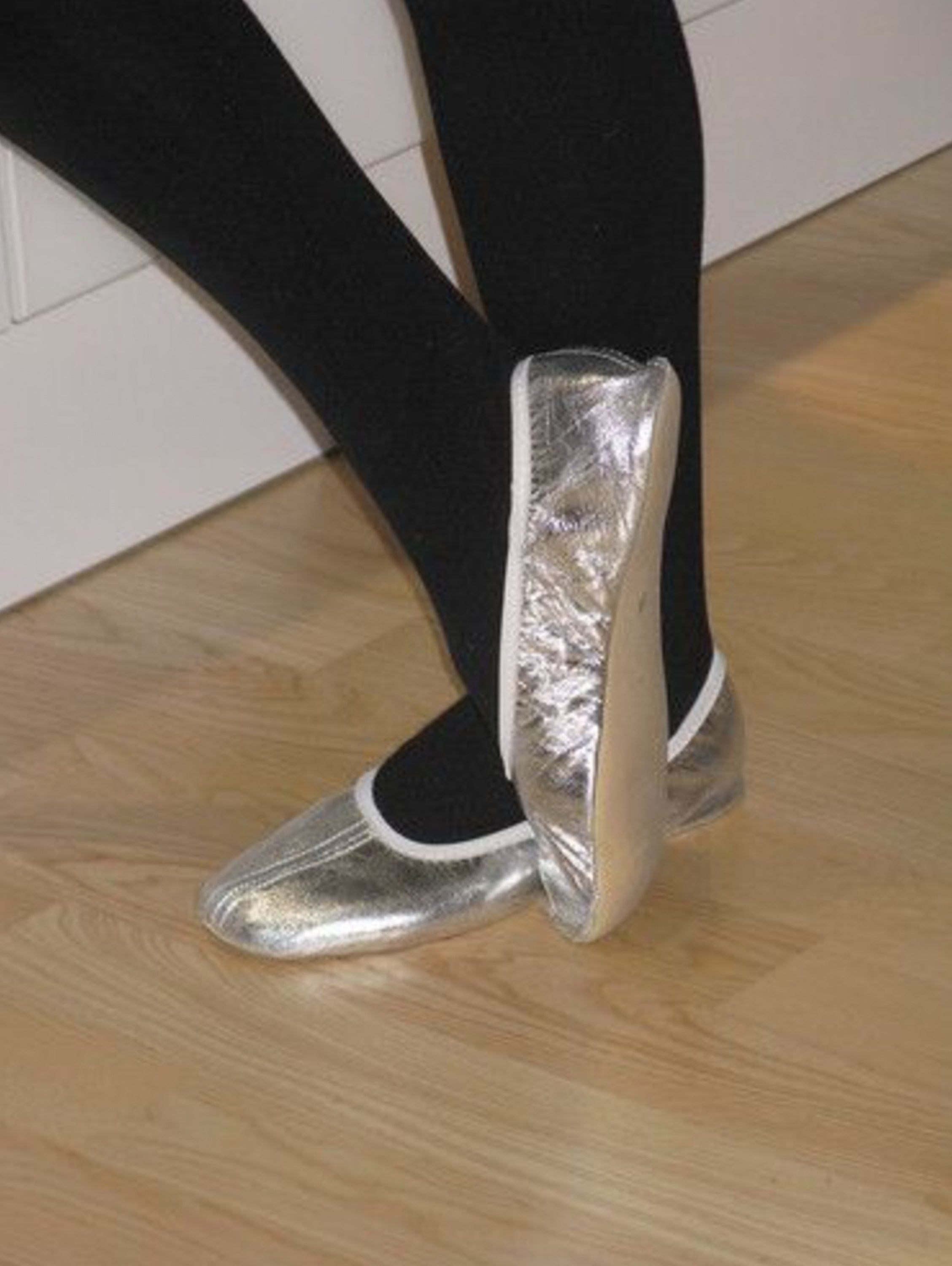 Silver Ballet 2024 WARDROBE INTENTIONS: LOUD BUDGETING, GLOVES AND SILVER HIGHLIGHTI ...