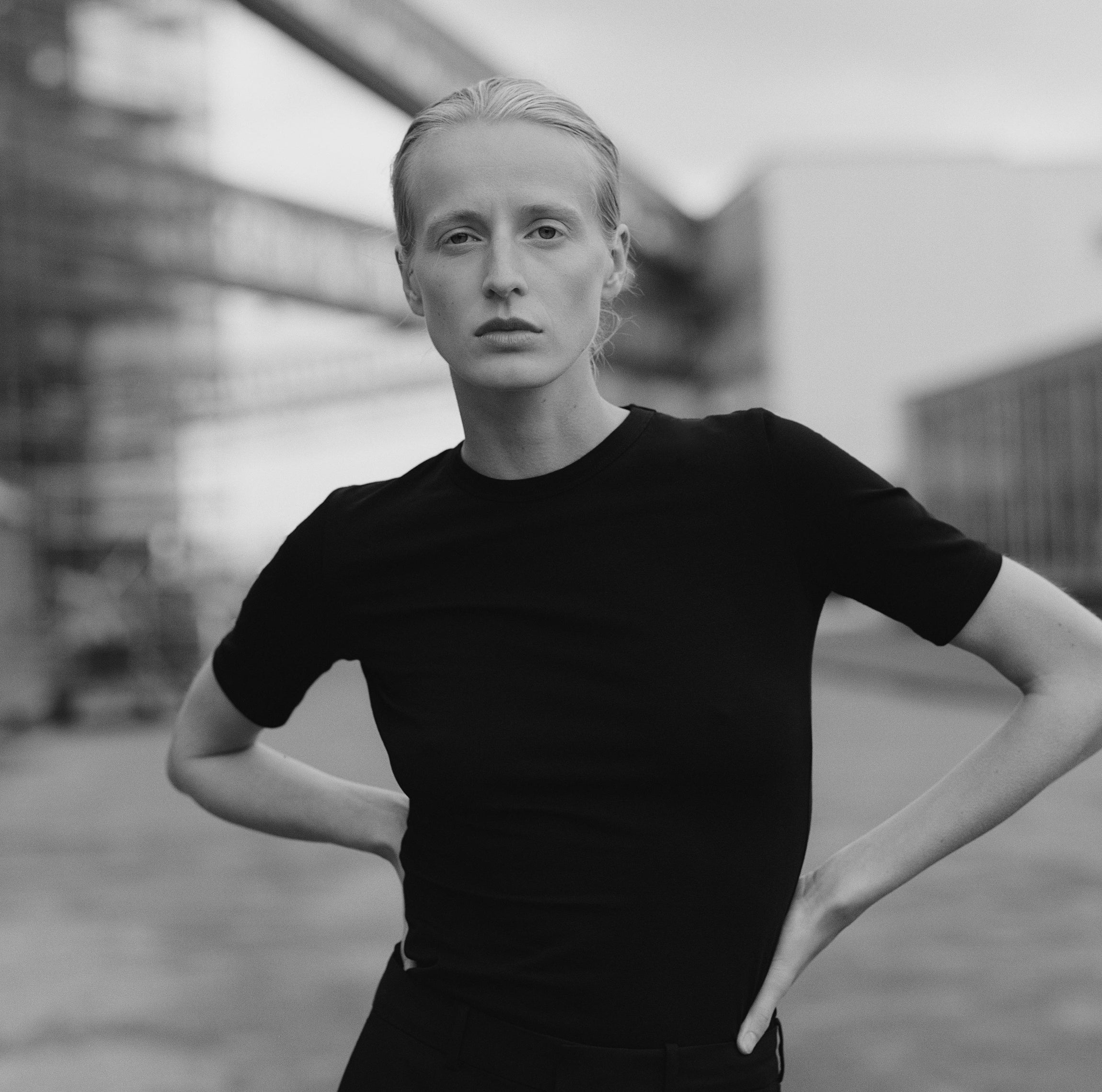 THE PERFECT T-SHIRT(S)