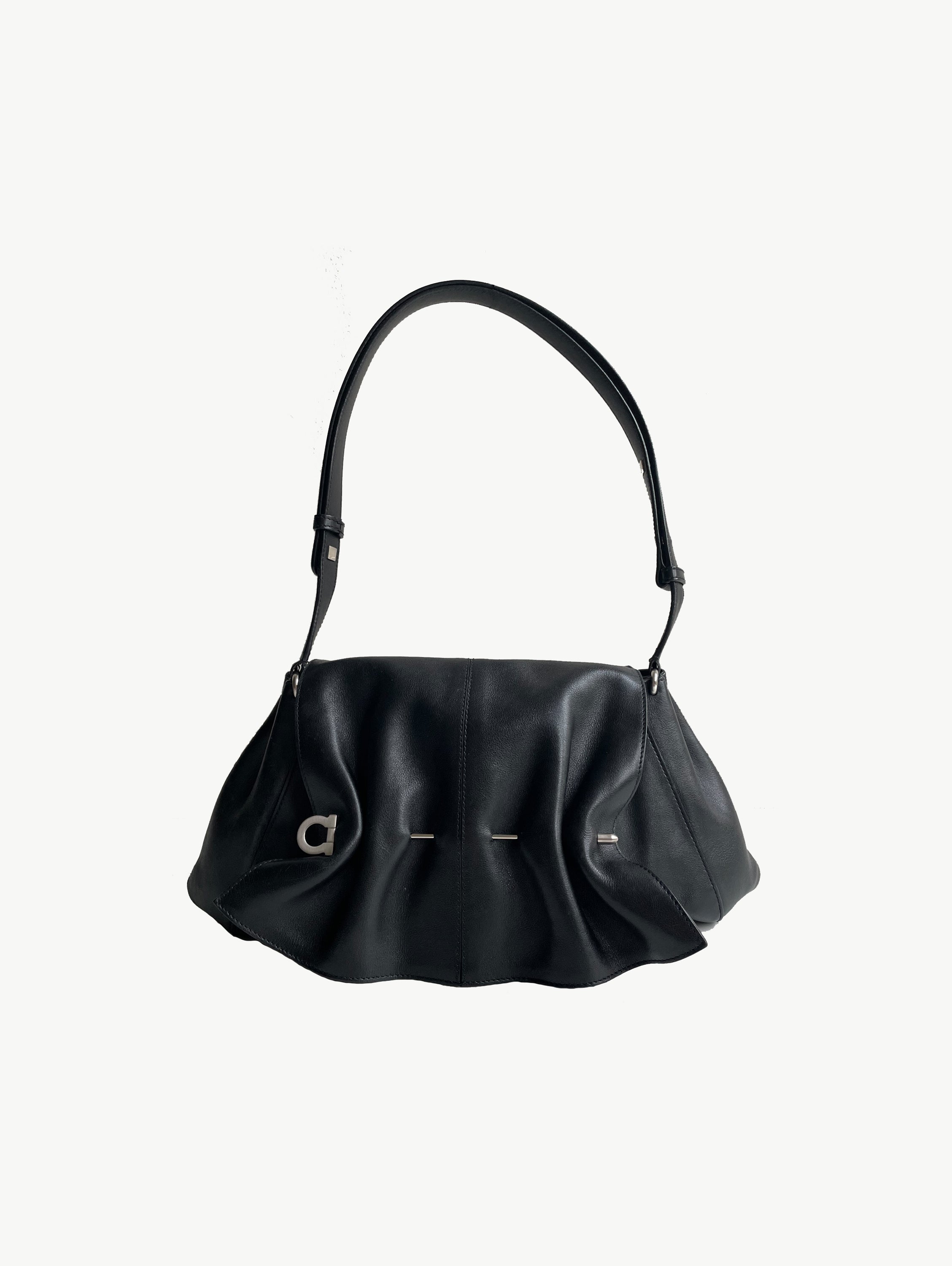 Vintage ‘hairpin’ shoulder bag