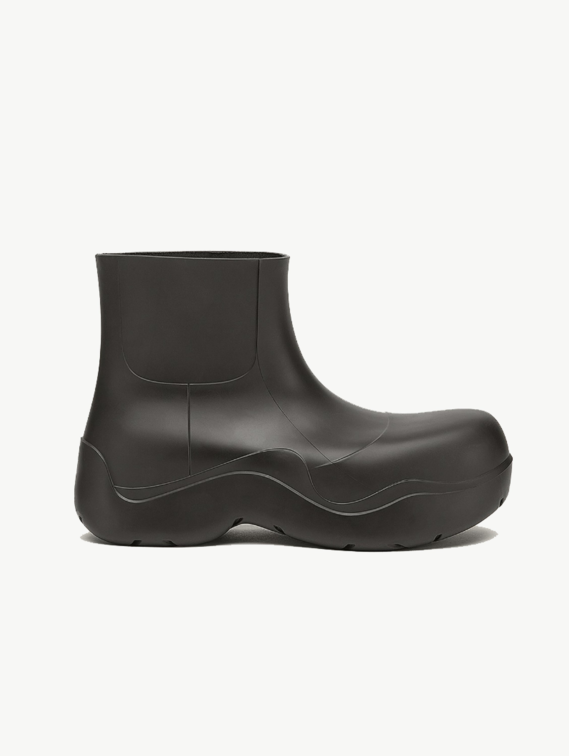 Puddle boots black