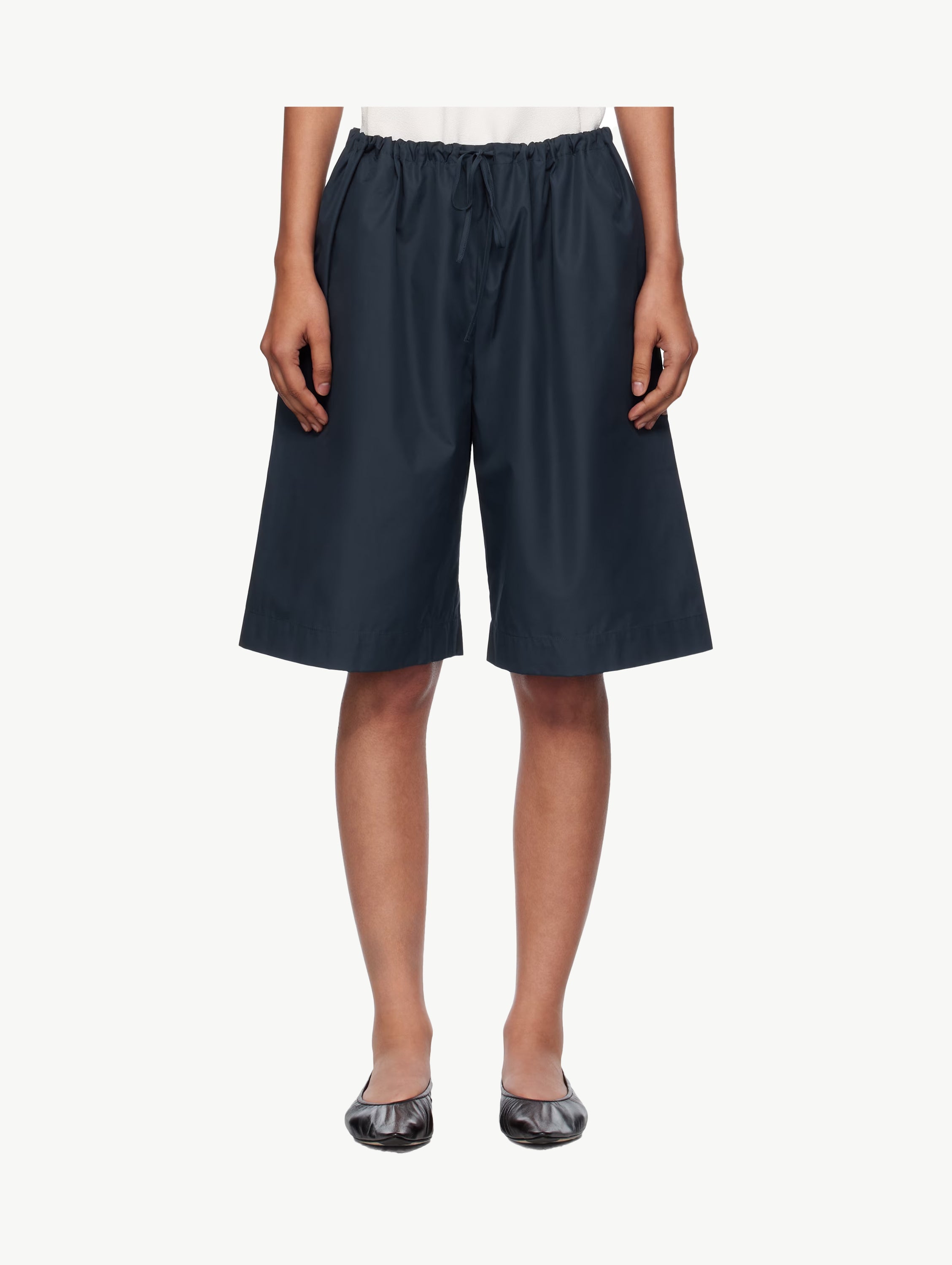 Navy cotton poplin oversized shorts