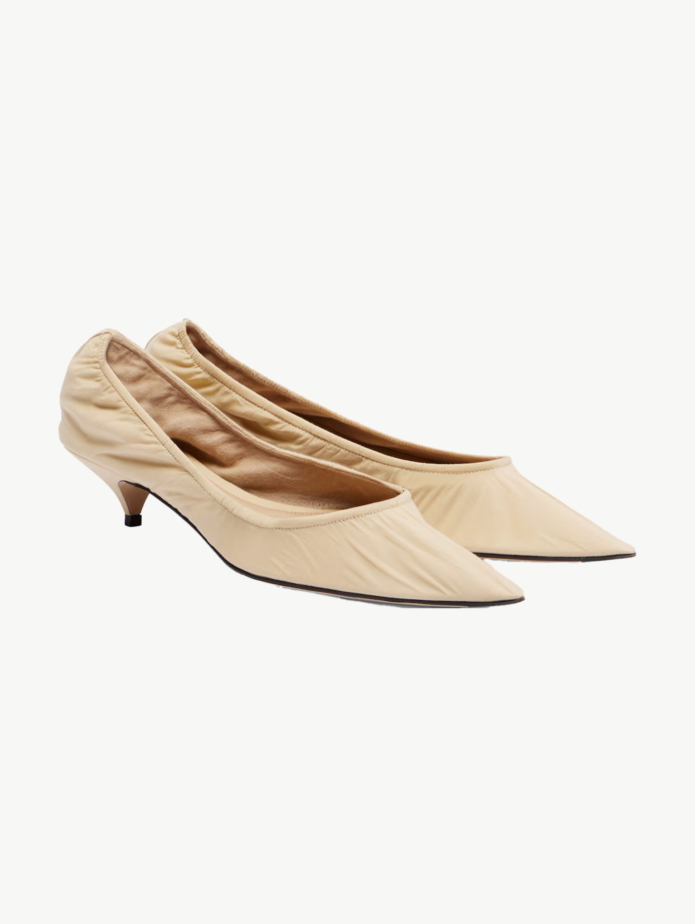 Liisa 35 pumps