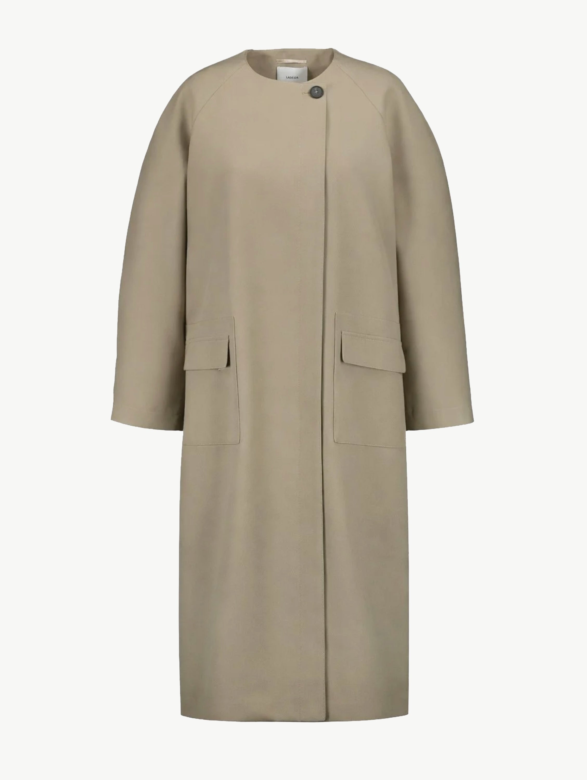 Collarless coat stone